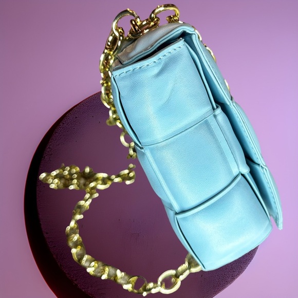 NEW Luxe Sky Blue Woven Vegan Leather Goldtone Chain Top Handle / Shoulder Bag - Picture 9 of 16